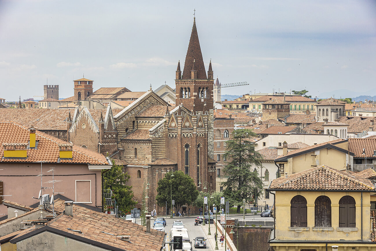 Veronalodge panorama chiesa